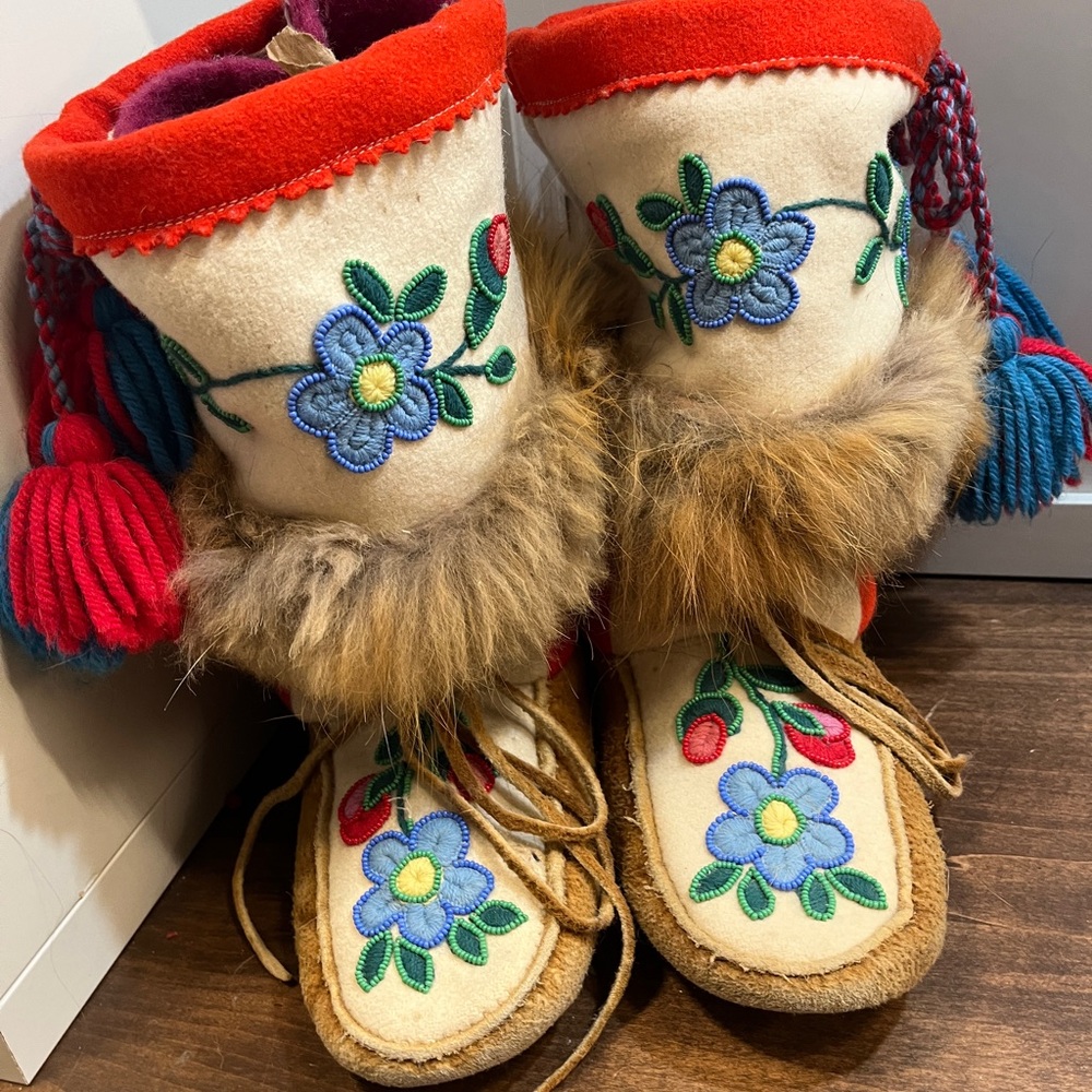 Embroidered Floral Fur Mukluks